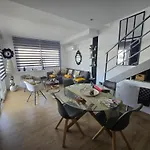 Superbe Appartement Avec Solarium Et Piscine Communautaire